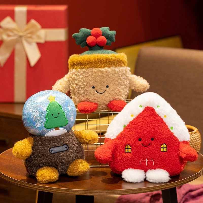 Trendy Christmas plush collection snow globe house and holly pudding for B2B sourcing