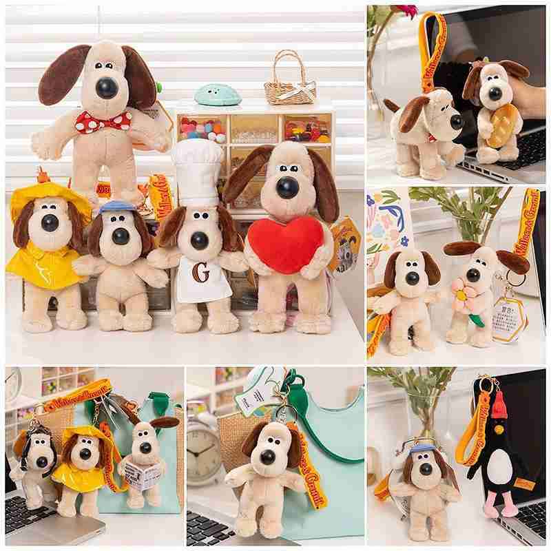 High-ROI cute dog keyrings styled on bags, ideal for claw machine prize sourcing and retail distributors.