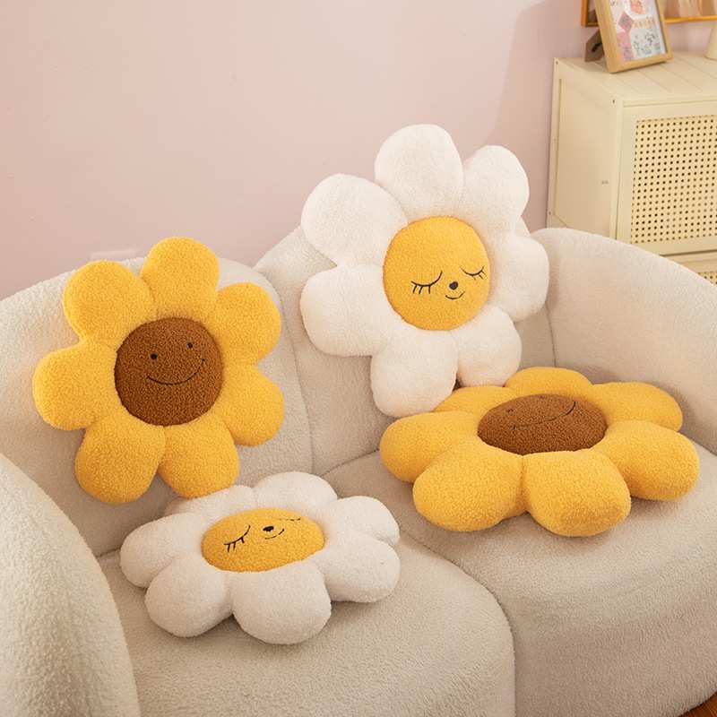 Wholesale smiley flower plush cushion assortment in yellow and white for B2B room decor sourcing.
